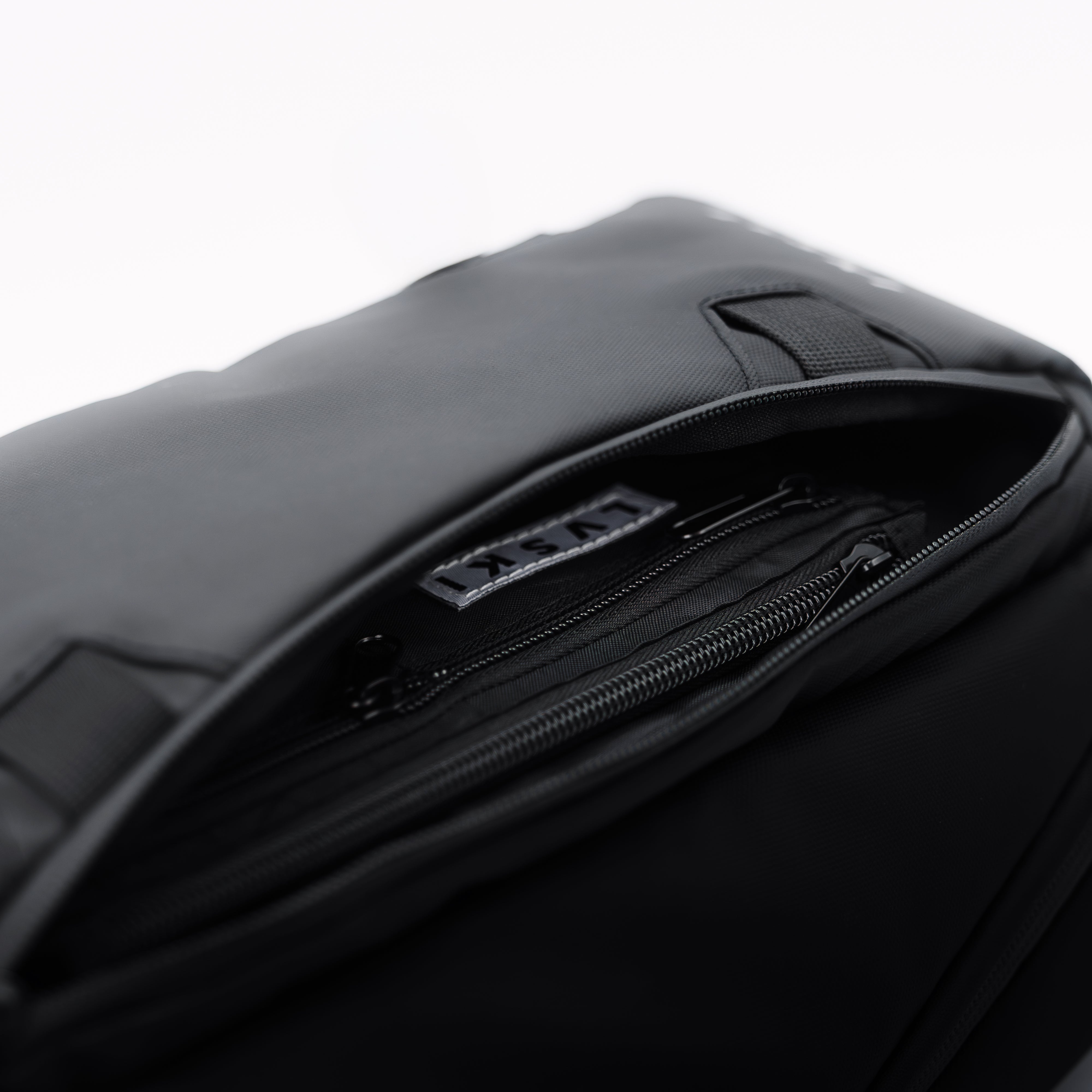 LVSKI "RECON" - 7L Camera Sling Bag