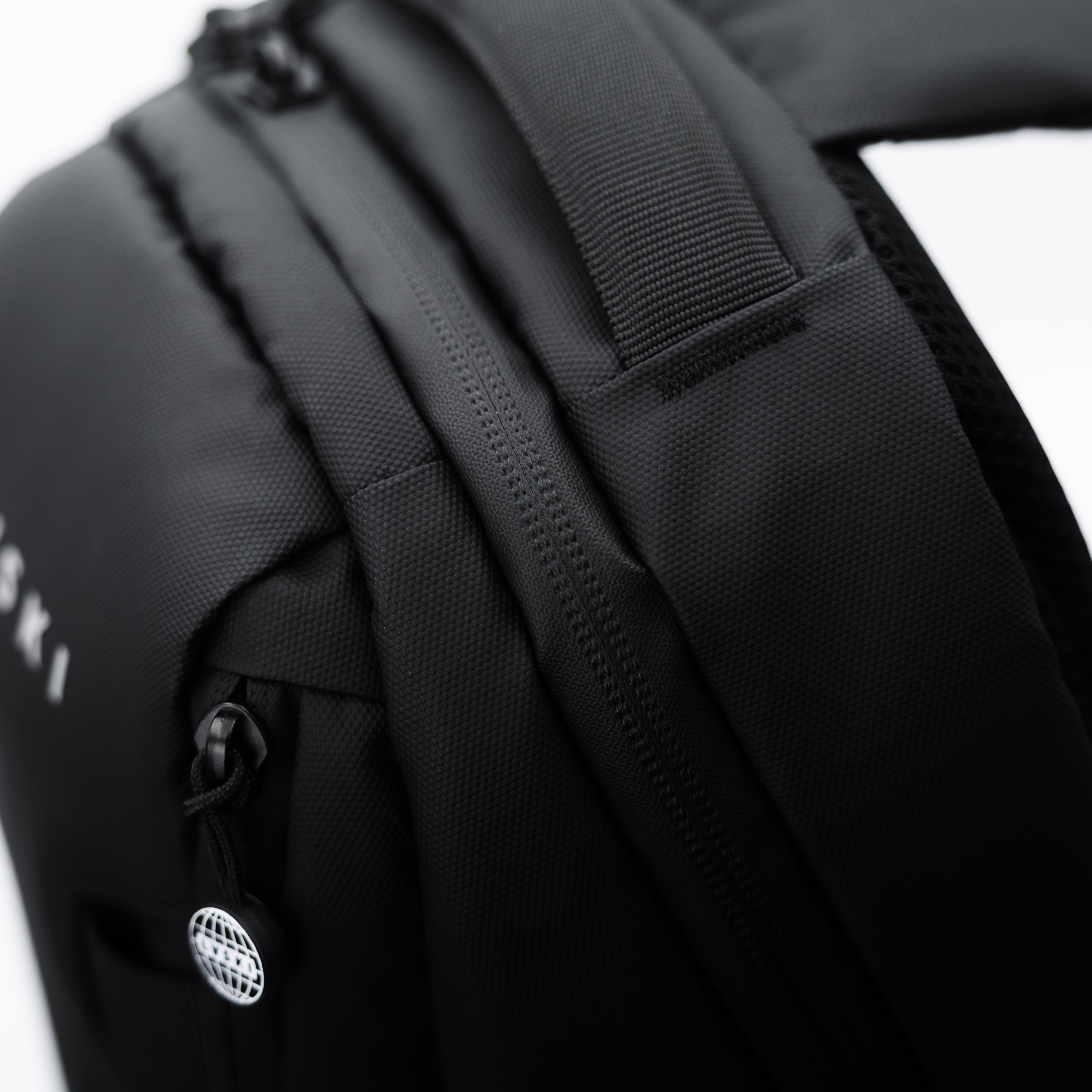 LVSKI "RECON" - 7L Camera Sling Bag